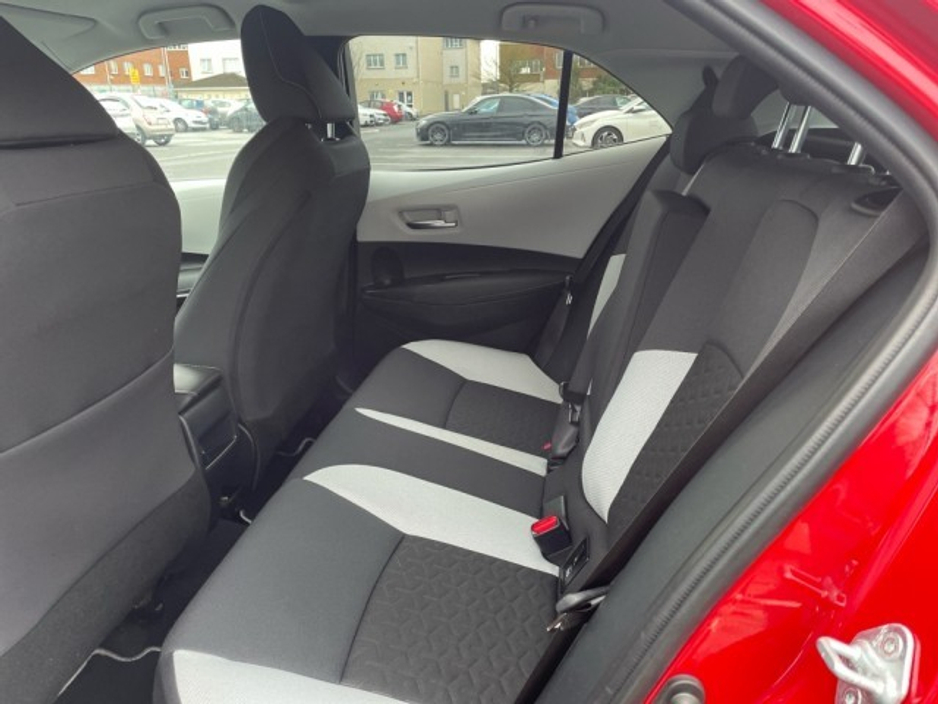 2020 Toyota Corolla - image 7