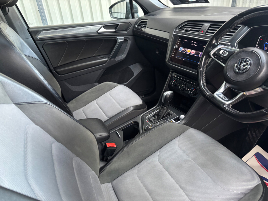 2020 Volkswagen Tiguan - image 4