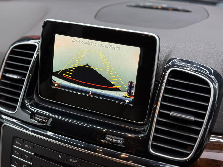 2016 Mercedes-Benz GLE Class - image 11