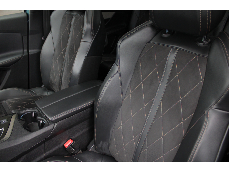 2019 Peugeot 5008 - image 25