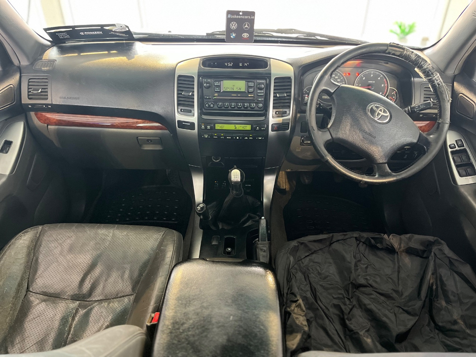 2009 Toyota Landcruiser - image 12