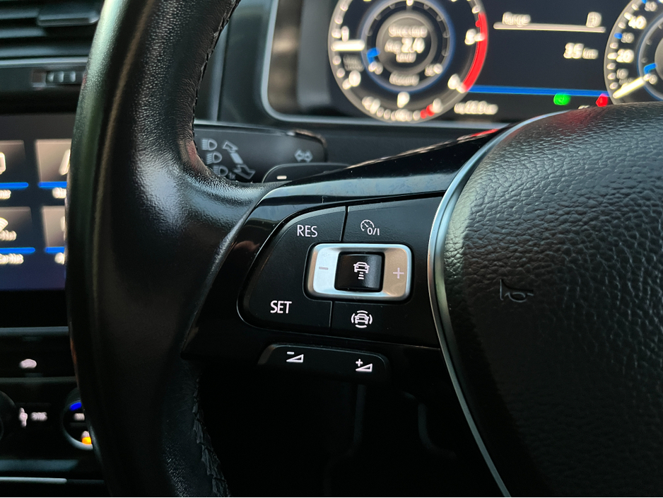 2020 Volkswagen Golf ESTATE AUTOMATIC 2.0 DIESEL //ADAPTIVE CRUISE CONTROL//KEYLESS ENTRY//REVERSE CAMERA//PARKING SENSORS// €19,950