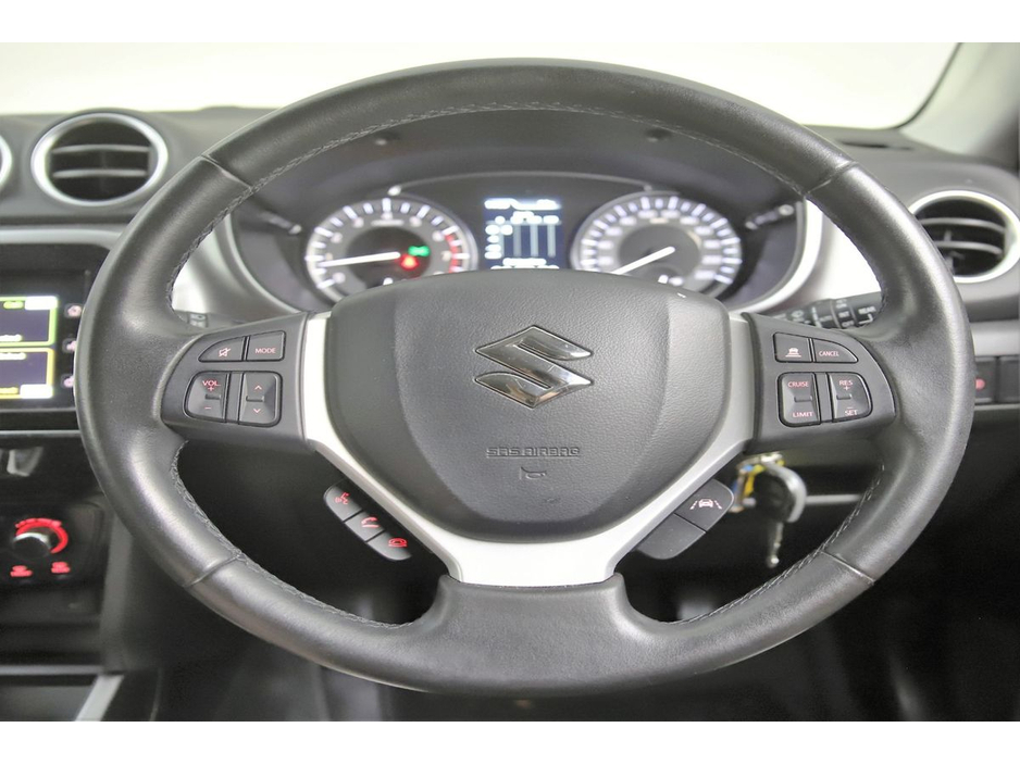 2024 Suzuki Vitara 1.4 B/JET HYBRID 6SPD *EL.SUNROOF*SAT NAV*REVERSE CAM* €25,490