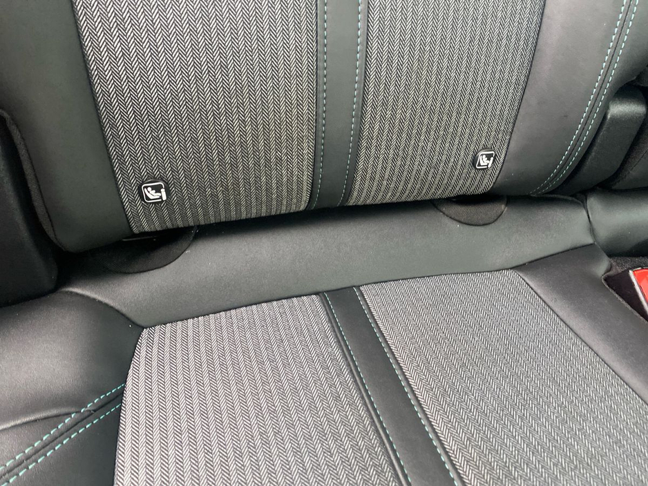 2021 Peugeot 3008 - image 14