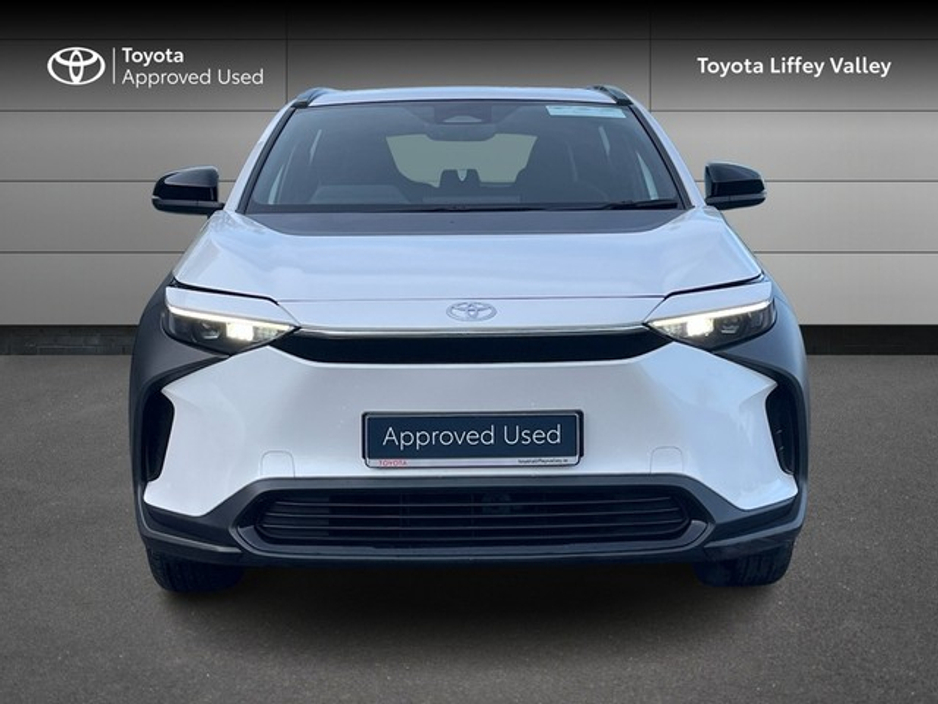 2024 Toyota bZ4X - image 5