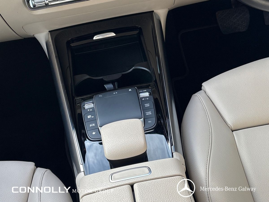 2021 Mercedes-Benz GLA Class - image 11