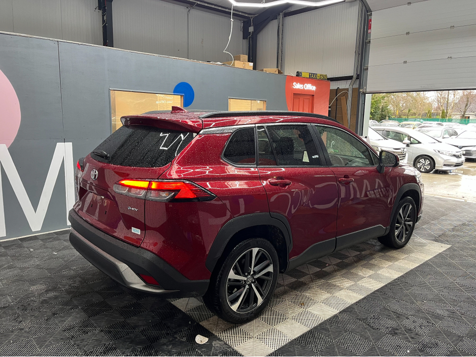 2025 Toyota Corolla - image 2