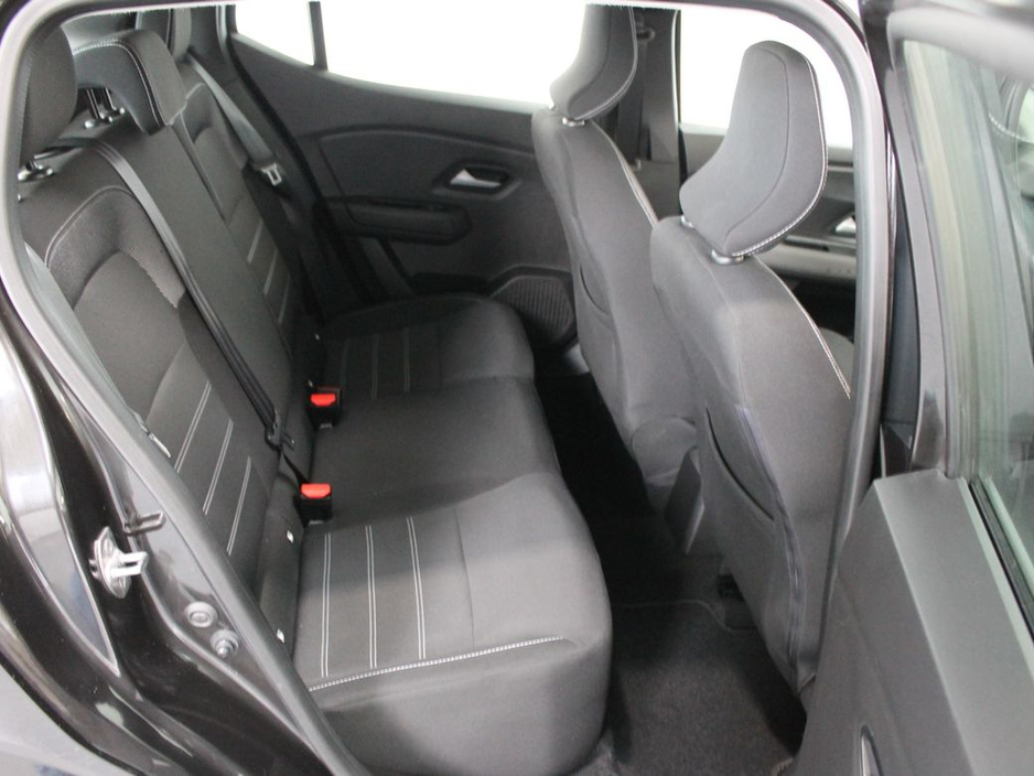 2023 Dacia Sandero - image 13