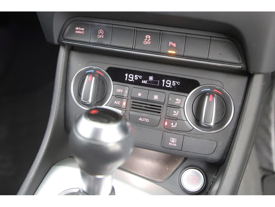 2017 Audi Q3 1.4 TFSI S-TRONIC *PARK SENSORS*REVERSE CAM* €19,490