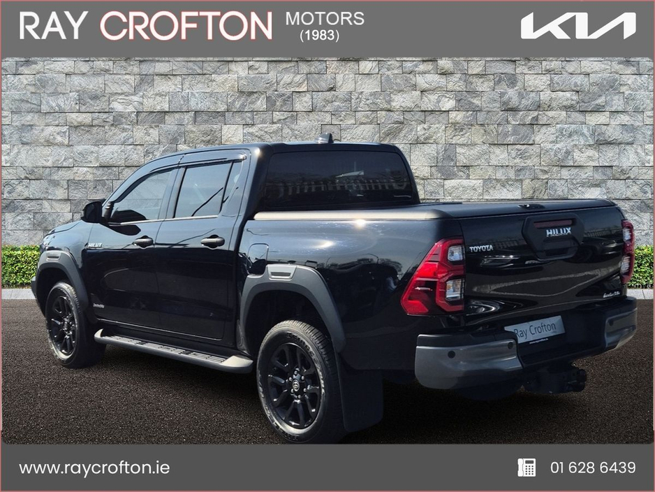 2026 Toyota Hilux - image 3