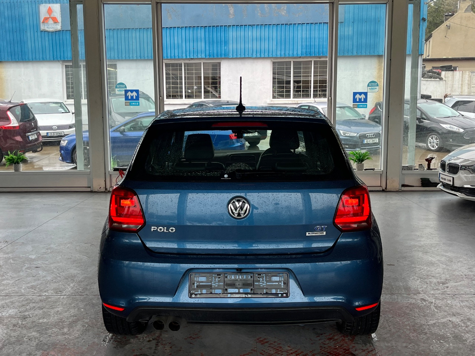 2017 Volkswagen Polo - image 8