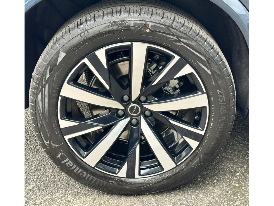 2026 Volvo XC90 - image 6