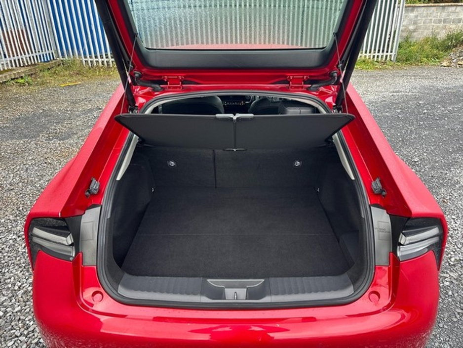 2025 Toyota Prius PRIUS PLUG-IN HYBRID €38,250