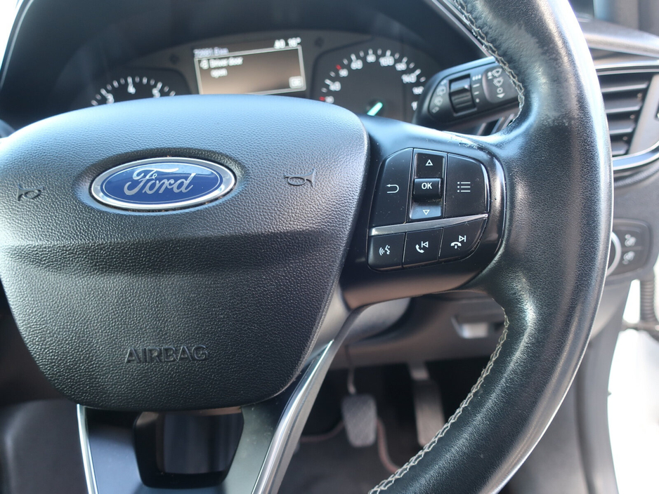 2021 Ford Fiesta - image 12