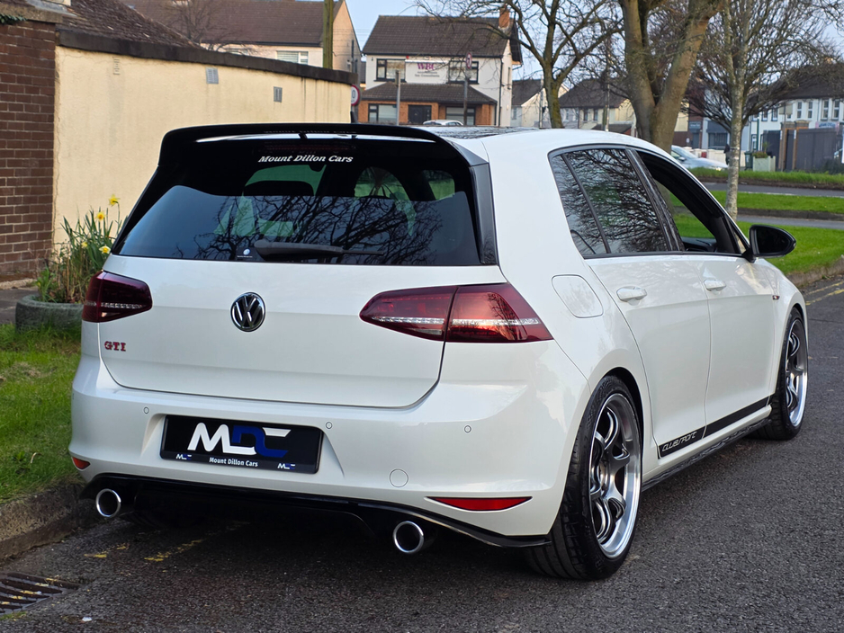 2016 Volkswagen Golf - image 7