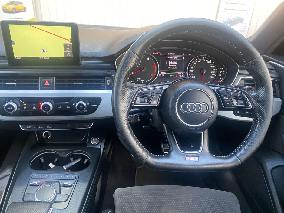 2016 Audi A4 - image 10