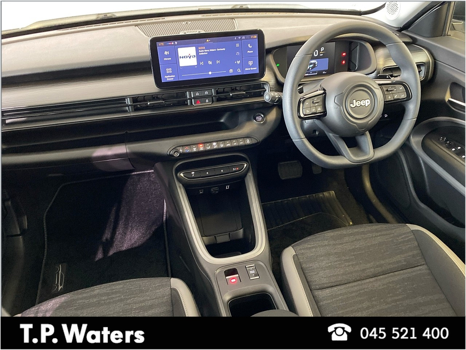 2026 Jeep Avenger - image 2