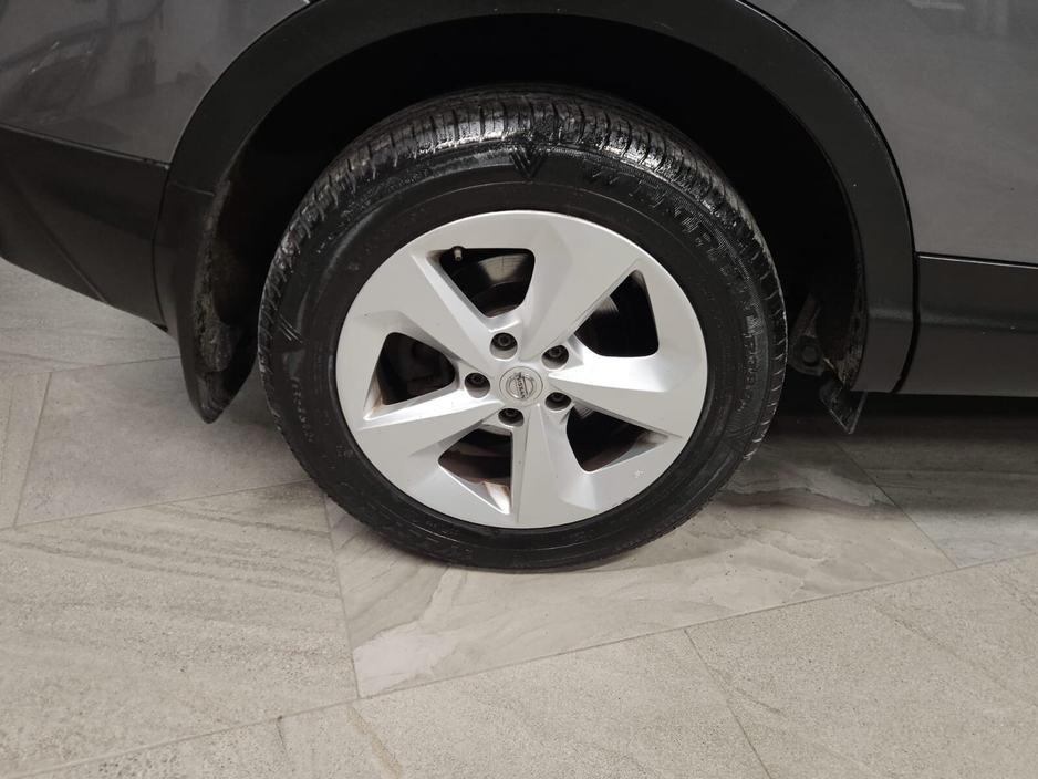 2019 Nissan Qashqai - image 5