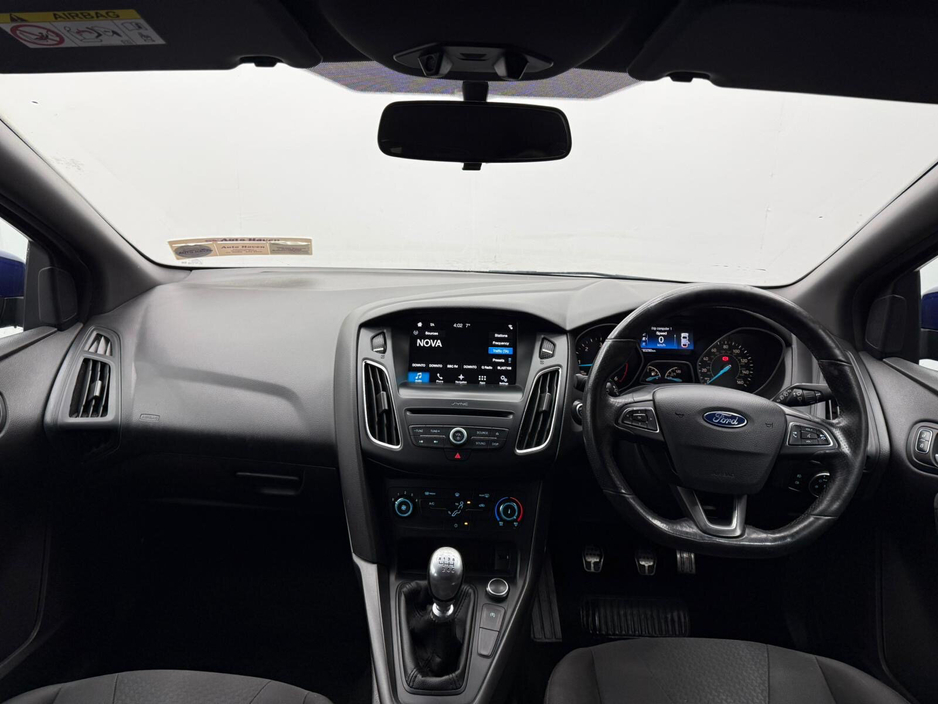 2017 Ford Focus 1.5 TDCi 120PS ST-Line Powershift €10,950