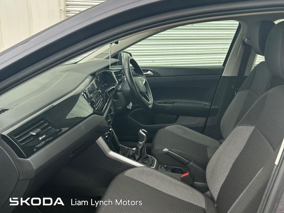 2022 Volkswagen Polo - image 4