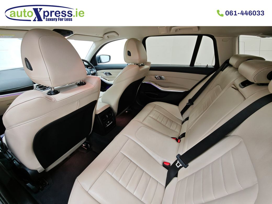 2021 BMW 3 Series - image 16