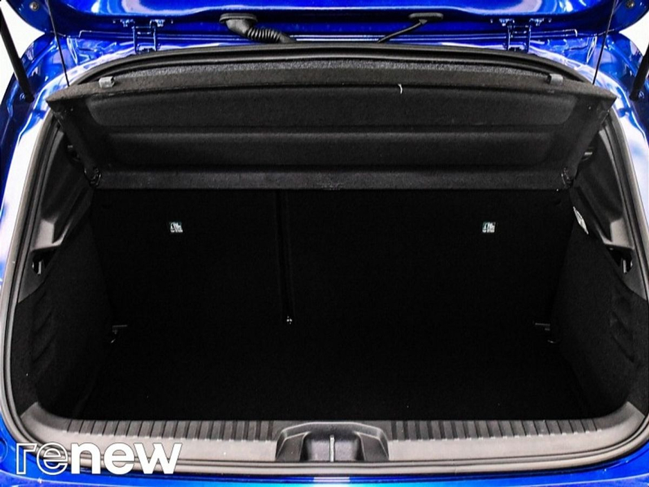 2025 Renault Clio - image 12