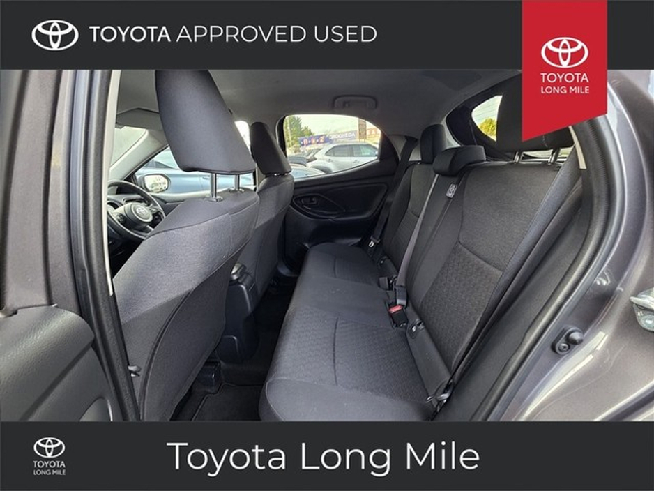 2022 Toyota Yaris 1.5 Hybrid Luna Sport 5Dr €19,949