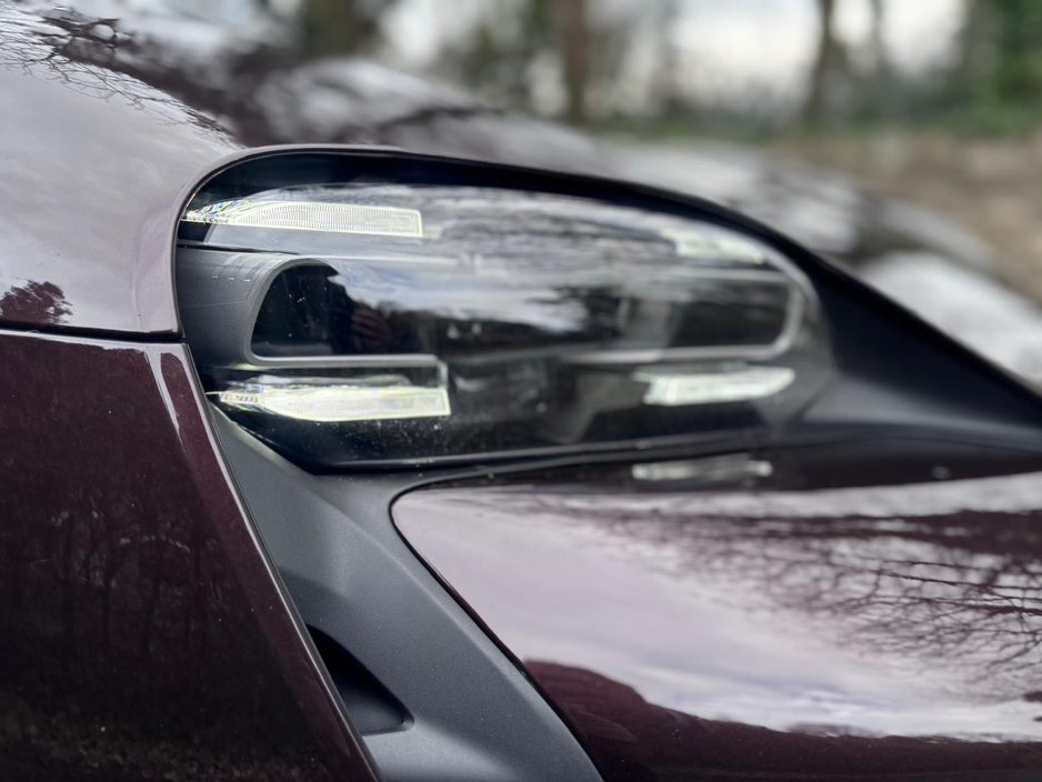 2022 Porsche Taycan - image 14