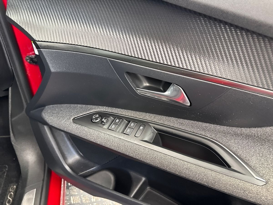 2024 Peugeot 3008 - image 11