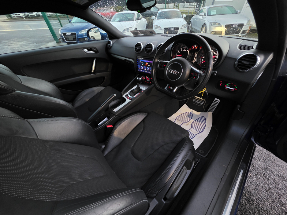 2012 Audi TT - image 6