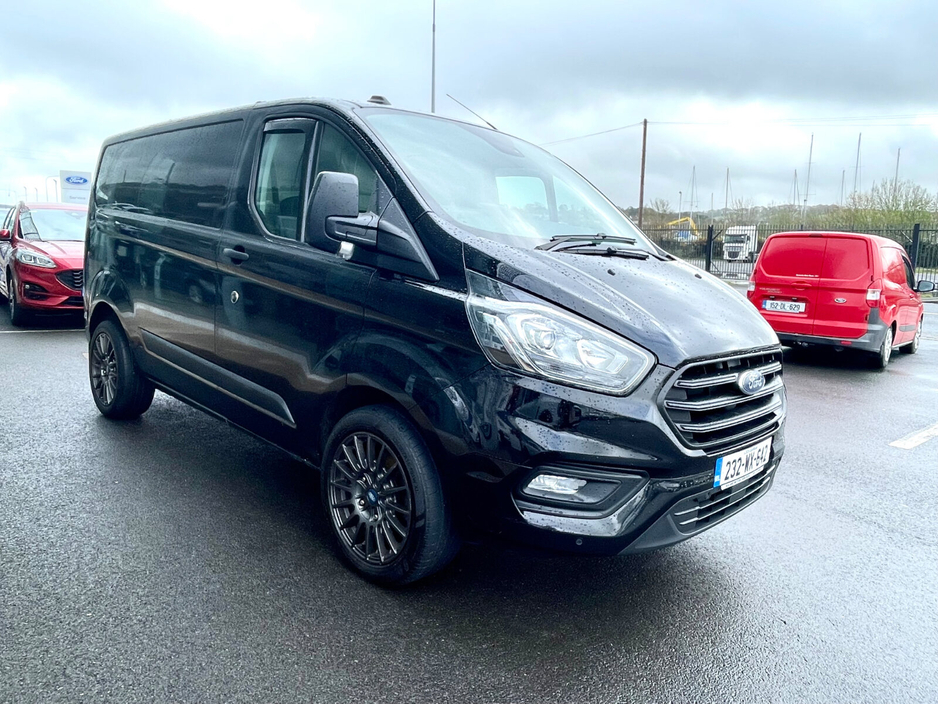 2023 Ford Transit Custom - image 2