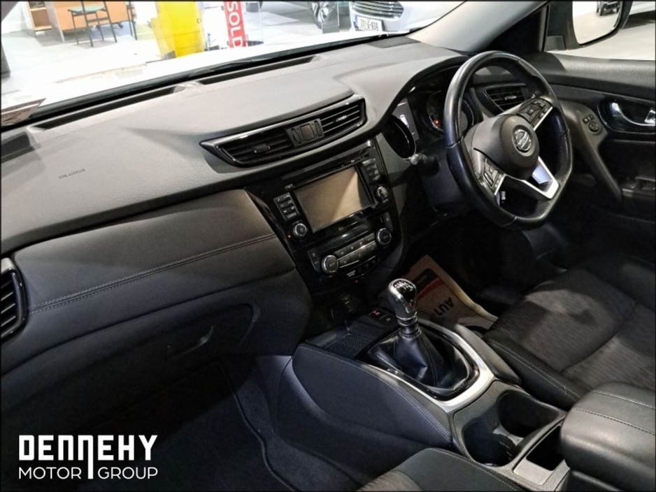 2020 Nissan X-Trail - image 27
