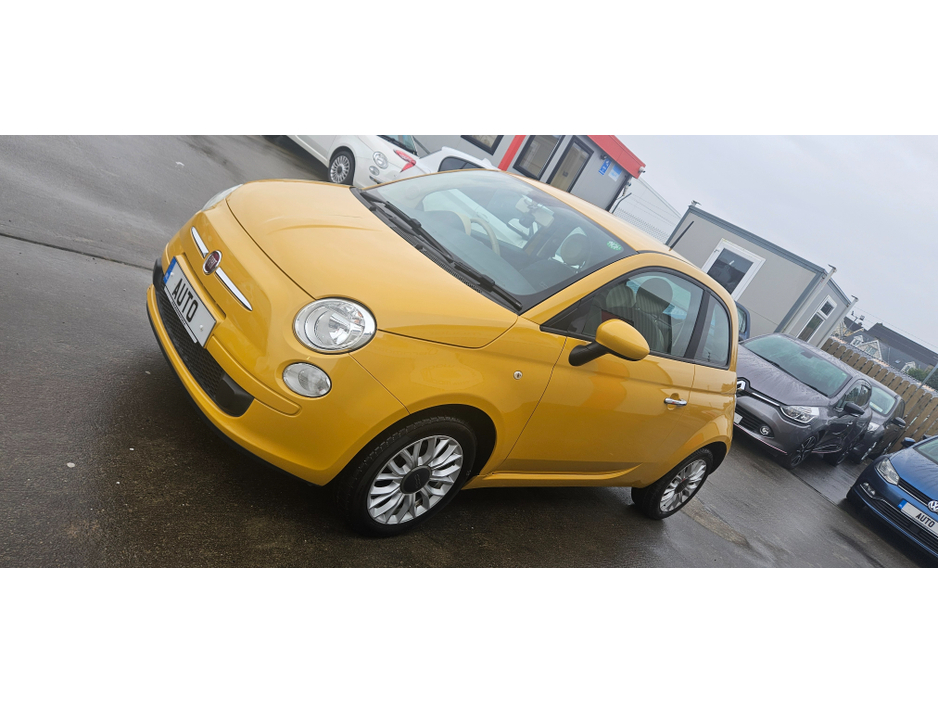 2015 Fiat 500 automatic 1.2 lounge low kms €7,995