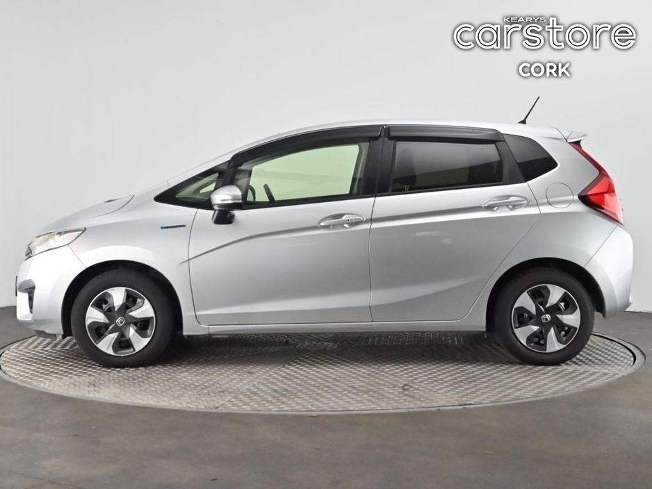 2017 Honda Fit FIT DAA-GP5 HYBRID 5DR AUTO €12,880
