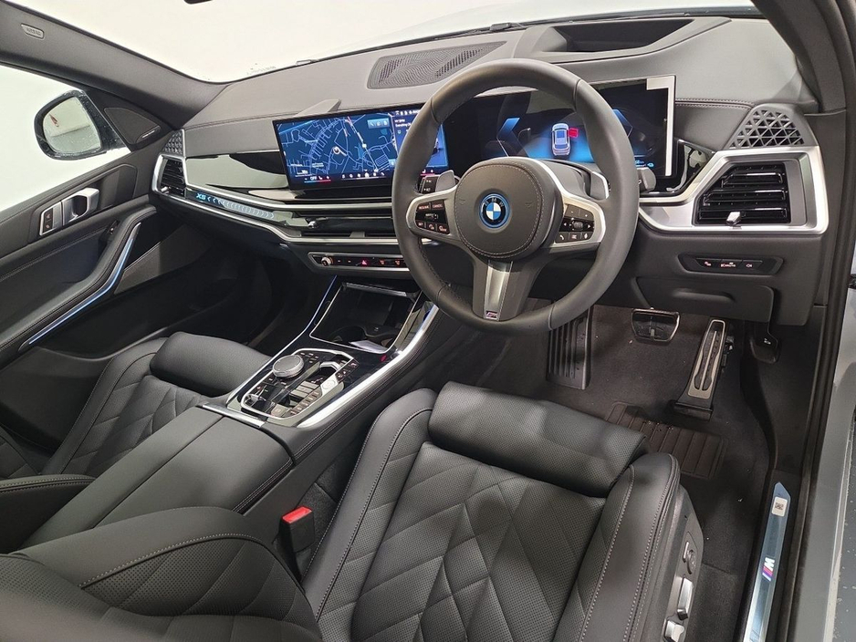 2026 BMW X5 xDrive50e M Sport €121,950