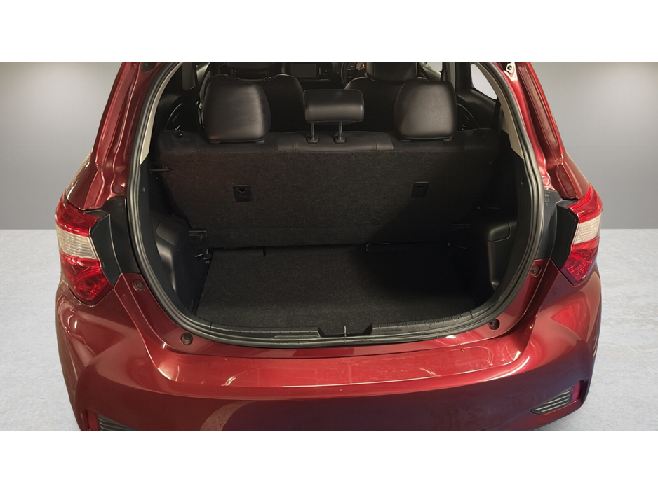 2018 Toyota Vitz  €11,900