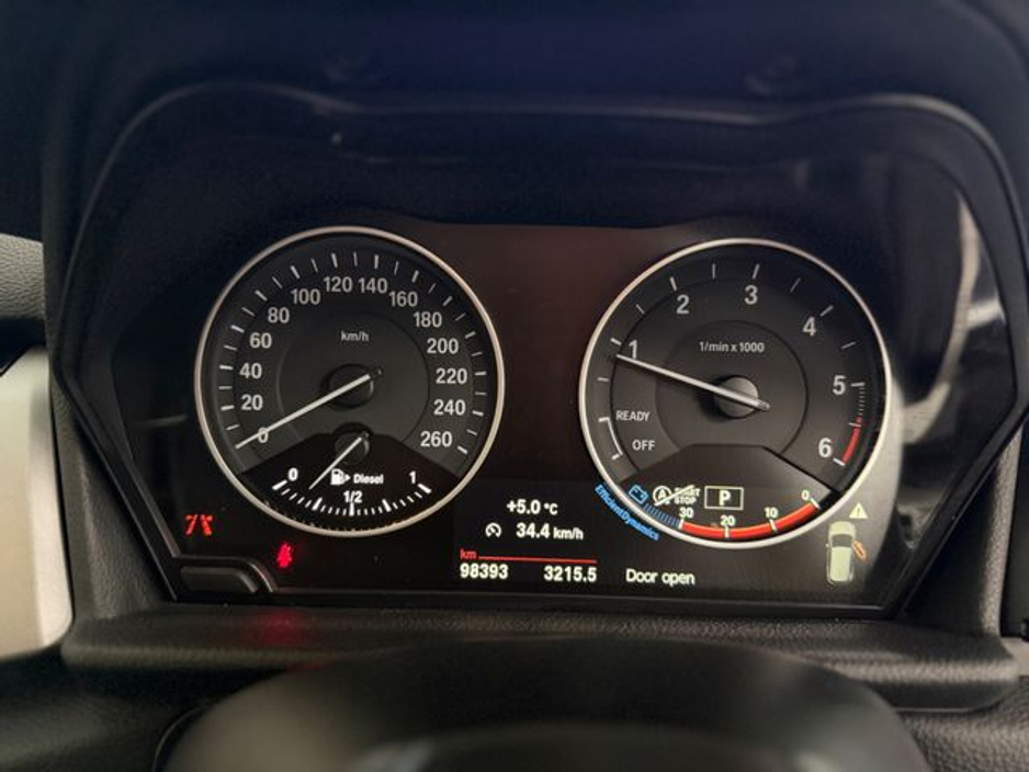 2016 BMW 2 Series - image 13