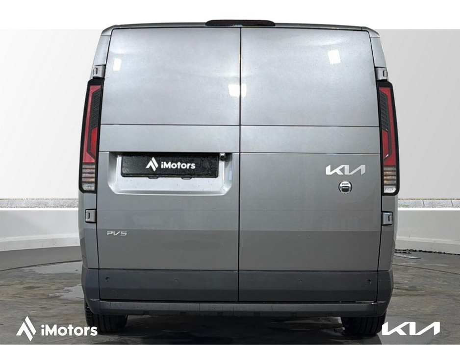 2026 Kia PV5 - image 4