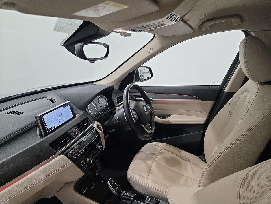 2022 BMW X1 - image 7