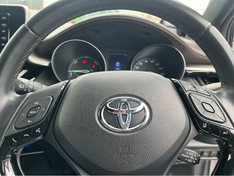 2019 Toyota C-HR 1.8 HYBRID AUTO LOW KM HIGH SPEC €20,950