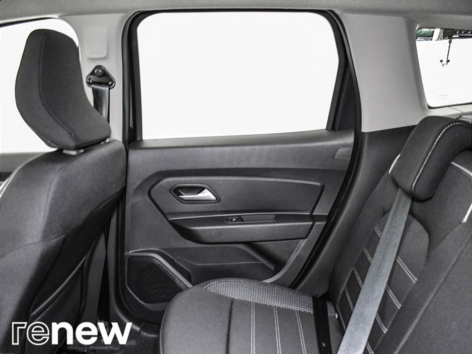 2024 Dacia Duster - image 11