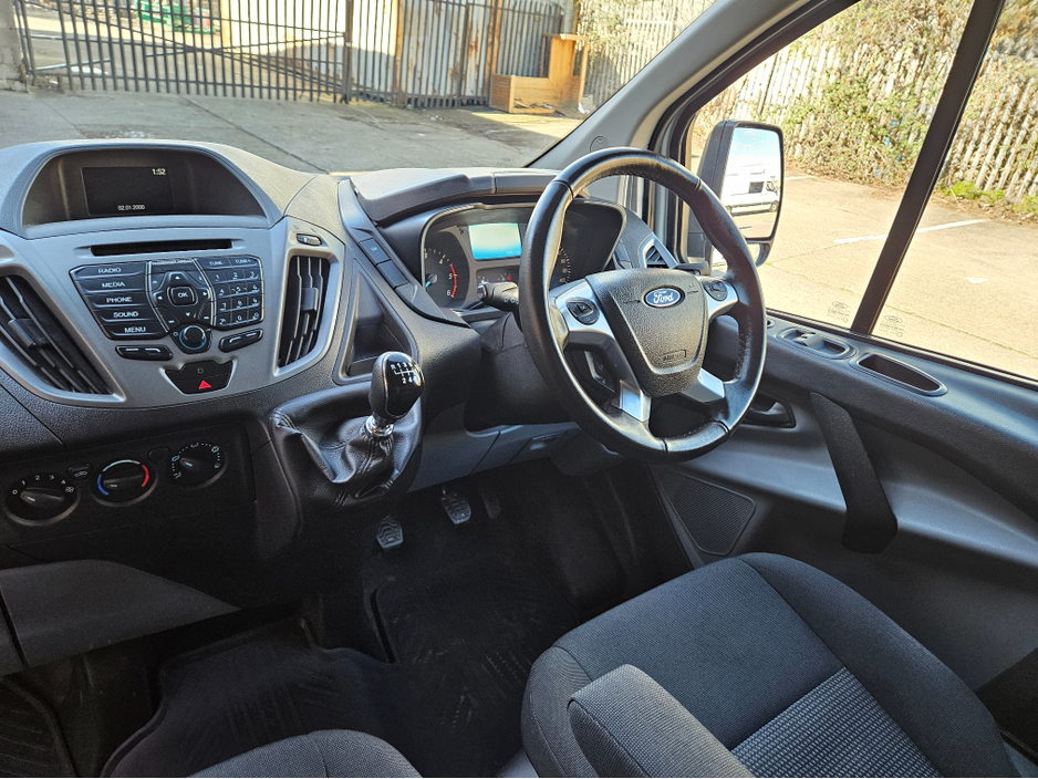 2018 Ford Transit Custom - image 18