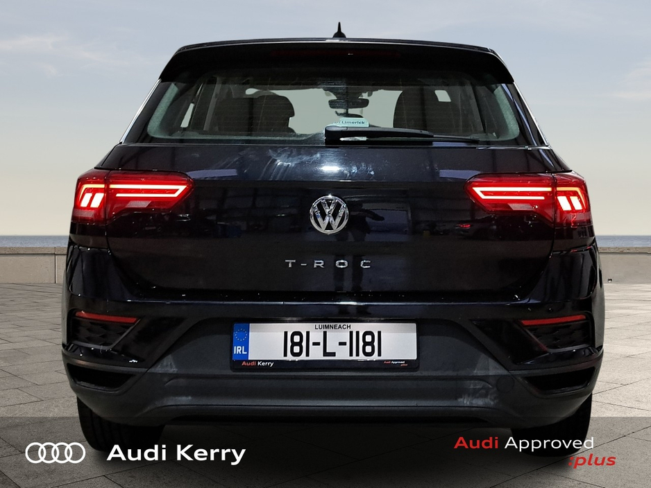 2018 Volkswagen T-Roc - image 6