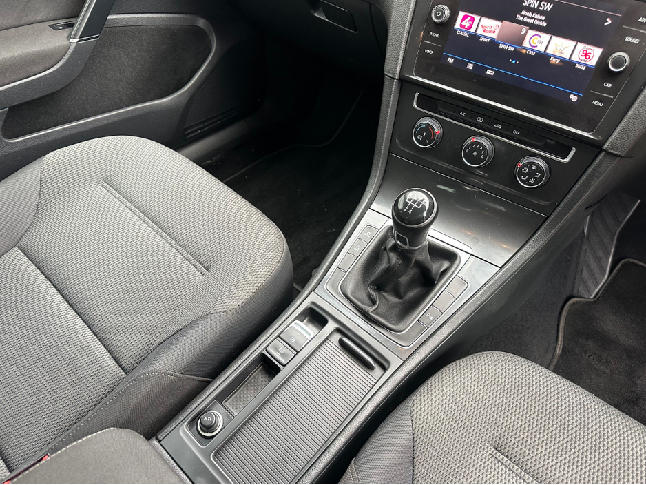 2018 Volkswagen Golf 1.6 TDI SE BLUEMOTION 115PS 5DR