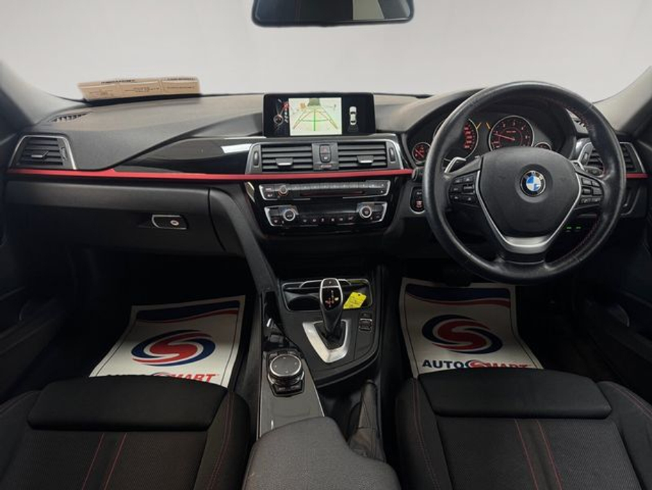 2015 BMW 3 Series - image 15