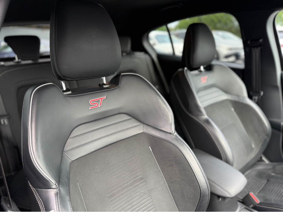 2020 Ford Focus ST - 2.0L DIESEL - MANUAL - 12M WARRANTY - CAR: 1385 €28,950