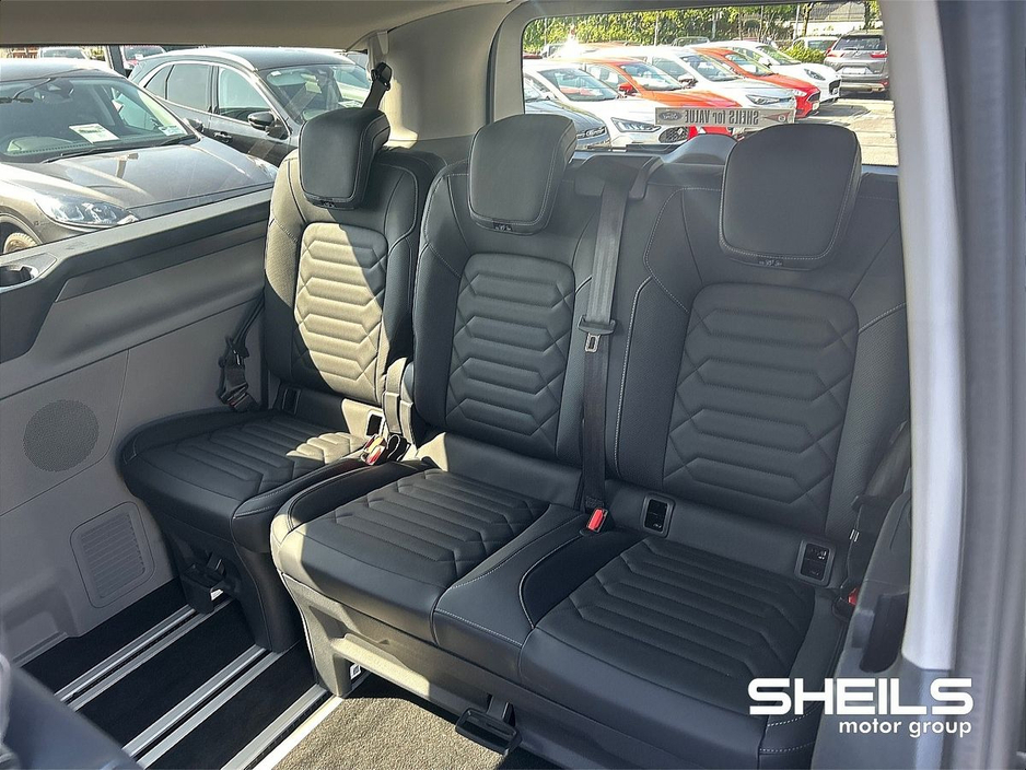 2026 Ford Tourneo Custom 1 TOURNEO PHEV LEFT - CANCELLED ORDER €65,950