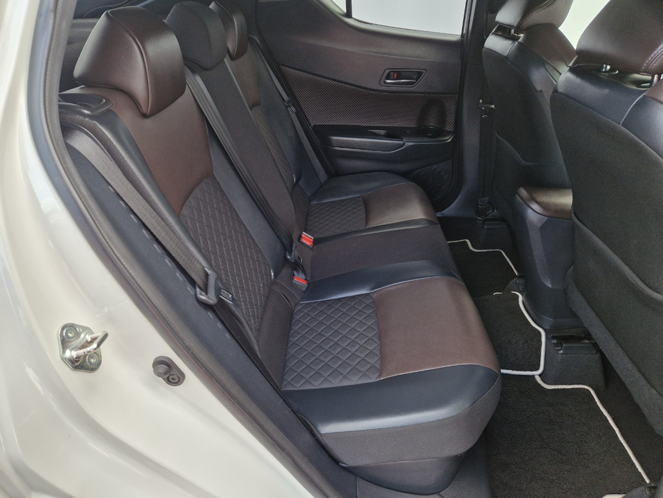 2018 Toyota C-HR - image 23