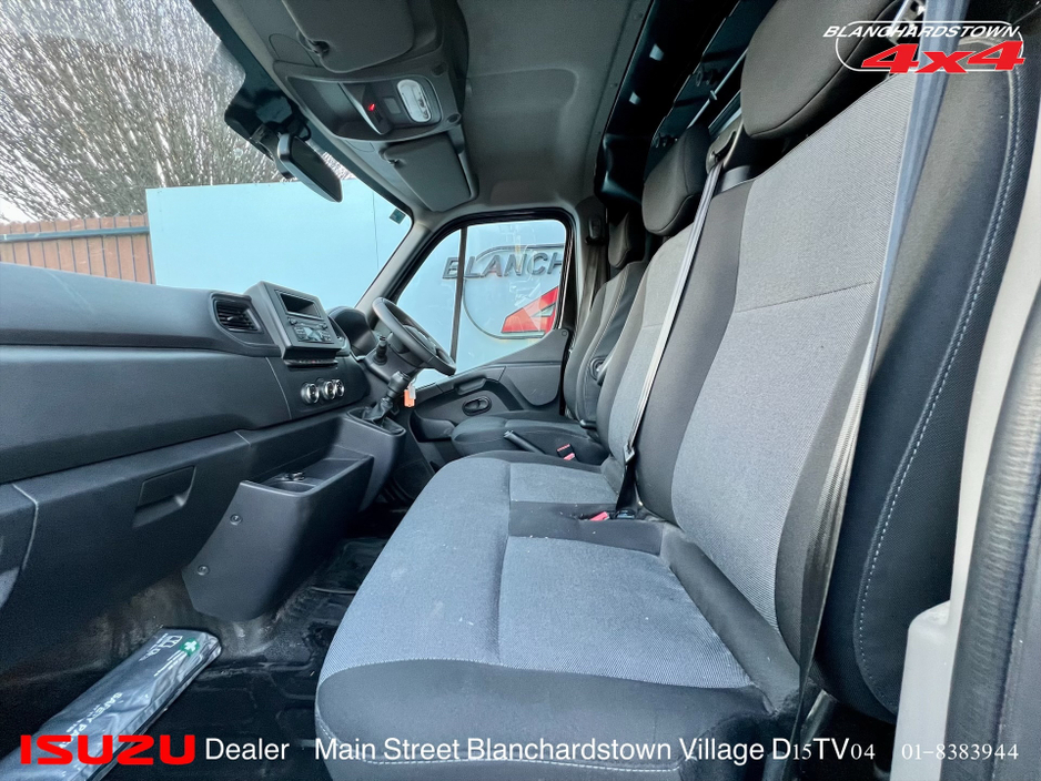 2023 Renault Master RWD LHL VAT QUALIFIED FINANCE ME €32,900