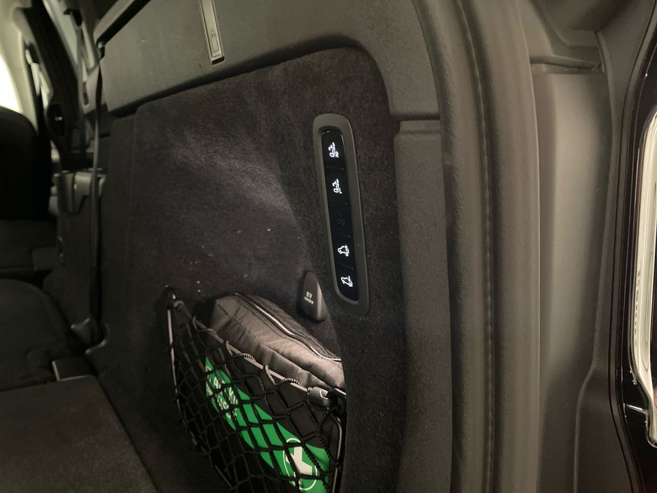 2026 Volvo EX90 - image 18